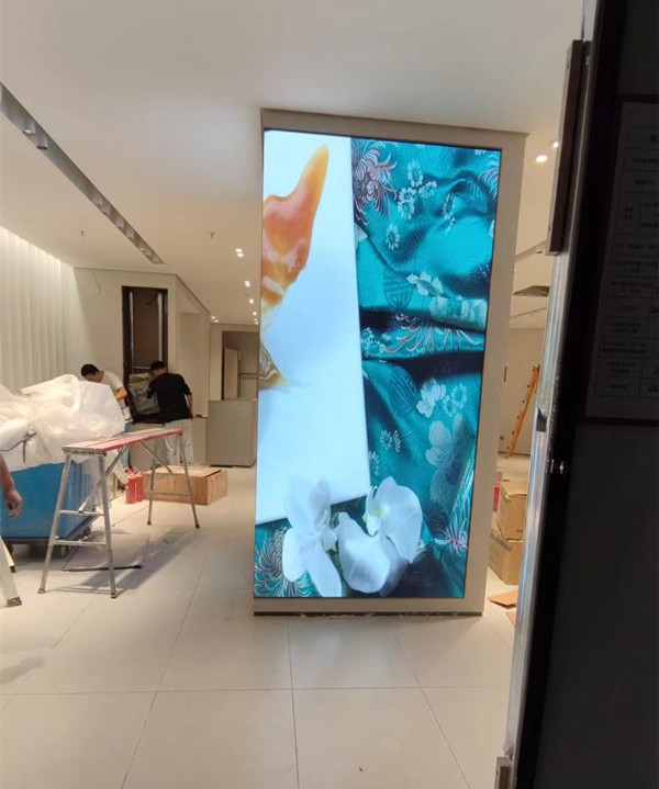 离石商场门店转角LED显示屏